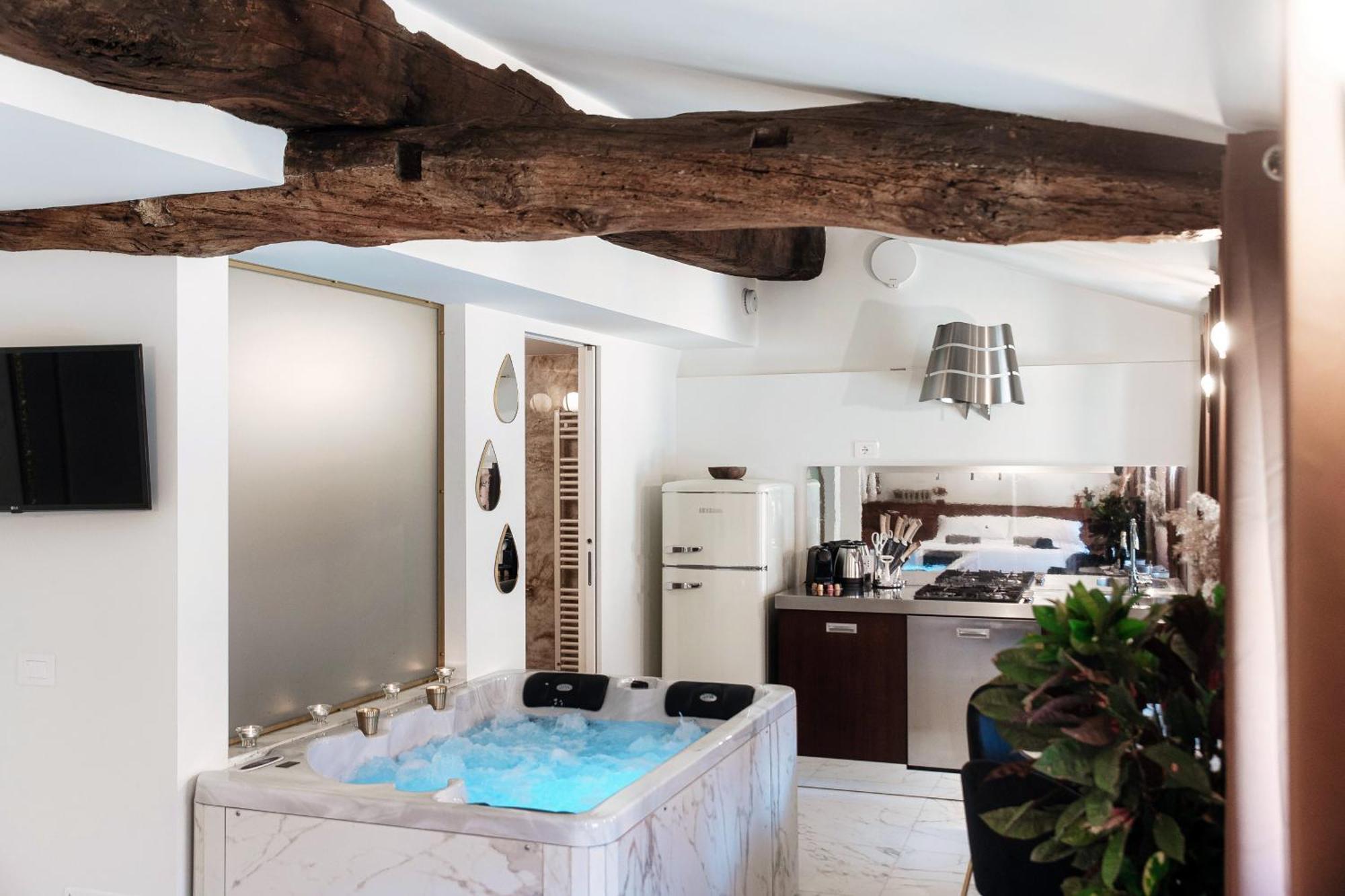 Sahara & Amazzonia Luxury Rooms- The House Of Travelers Como Kültér fotó